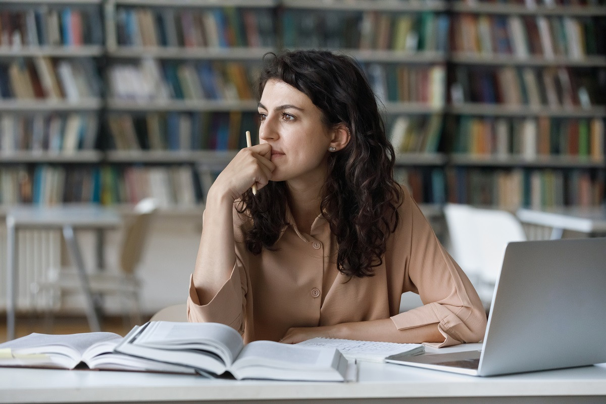 Studeren en ondernemen met zelfstandigenaftrek? | www.eijkhoutenpartners.nl