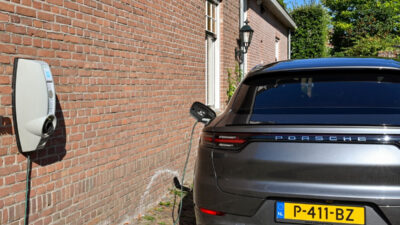 Update laadpaal bij woning werknemer